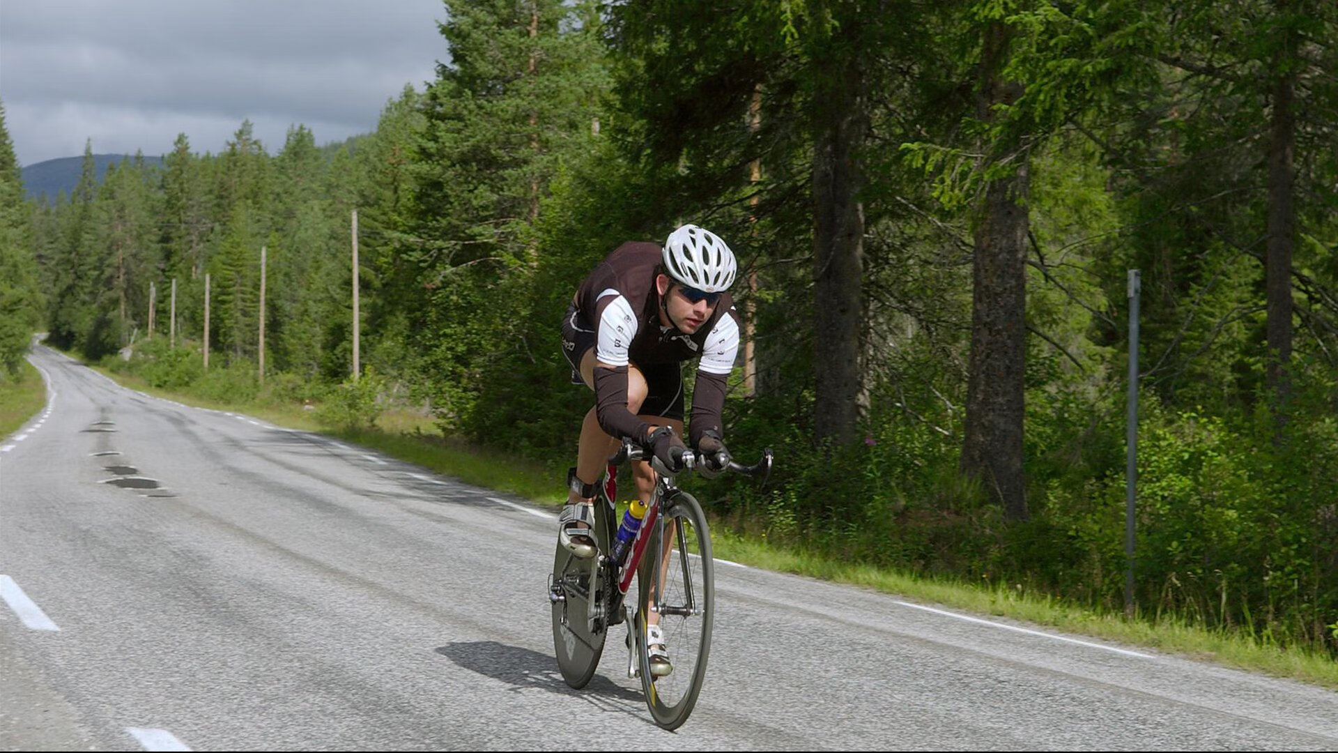 世界杯之夜,卢卡库如何以唯一的方式主宰比赛走向